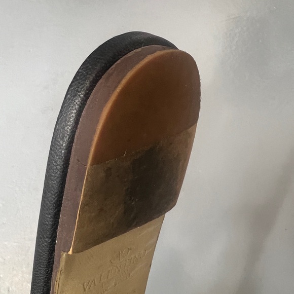 Valentino Caravani Quilted Leather Roman Stud  Mules Size 37 - Picture 9 of 10